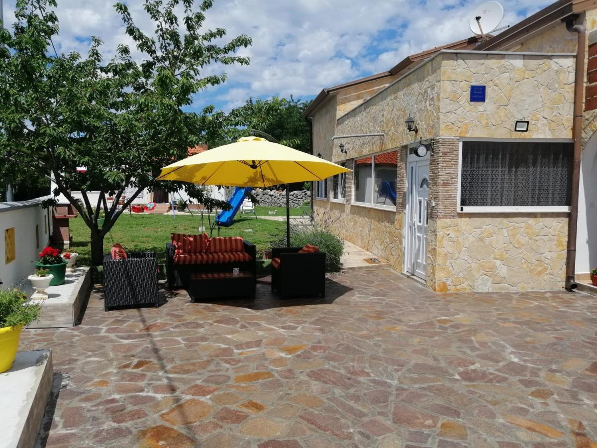 Apartment Goran&Nela Umag Bagian luar foto
