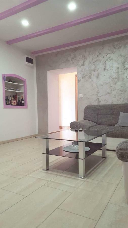Apartment Goran&Nela Umag Bagian luar foto